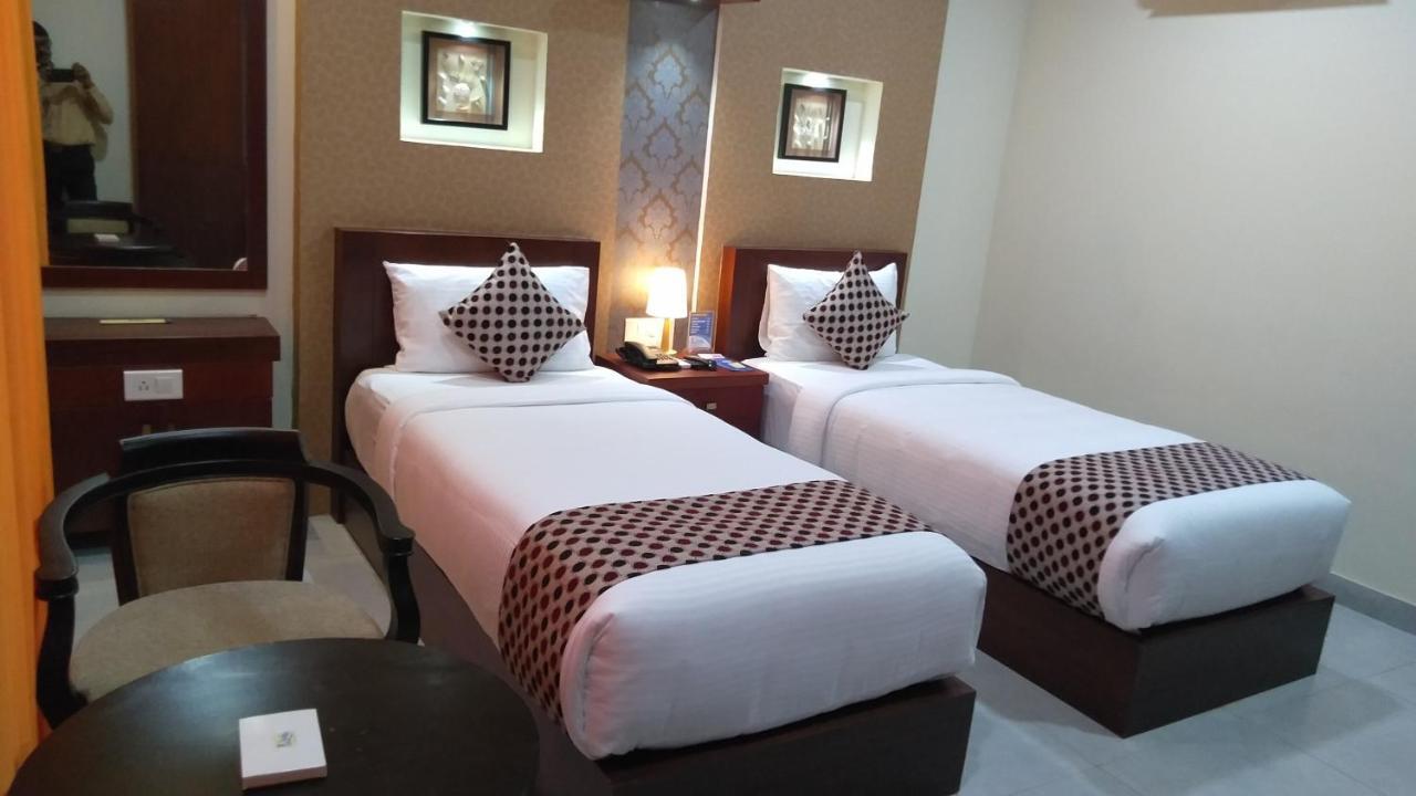 Rouba Residency Hotel Ponnāni Exterior photo